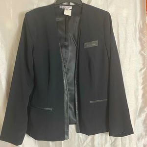 NWT Jennifer Lopez faux leather trim black blazer jacket